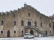 COLUCCI - DINO TOMMASELLA - PORTOGRUARO - NEVICATA IN PIAZZA DELLA REPUBBLICA