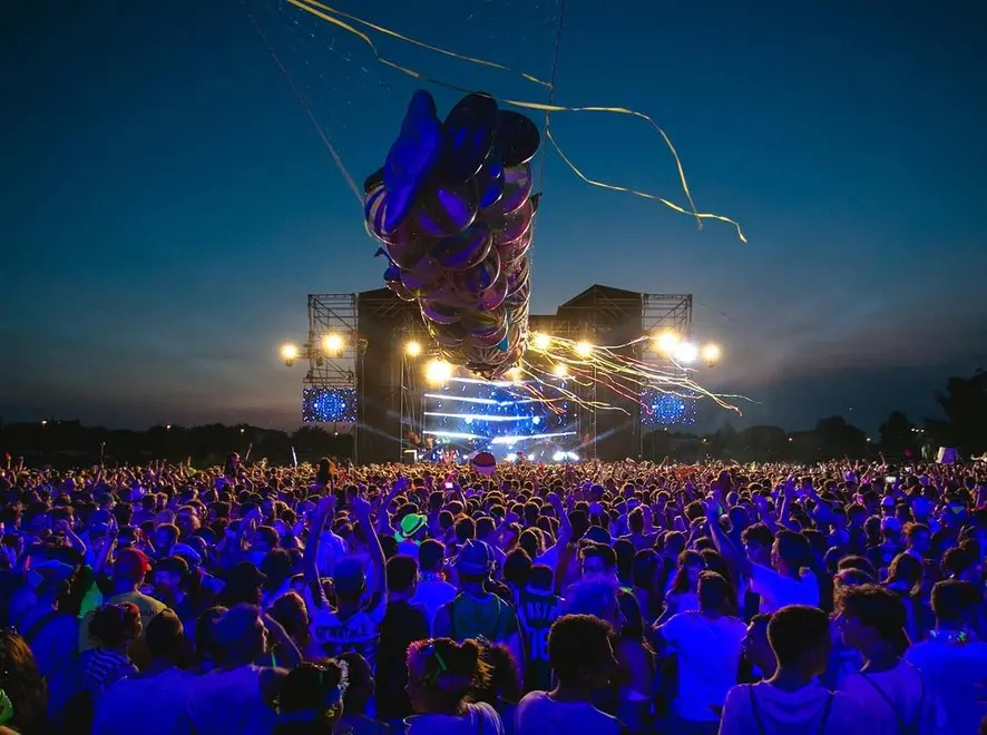 DE POLO - DINO TOMMASELLA - JESOLO LIDO- RANDOM AL FARO E RAGAZZI IN TRAVESTIMENTO