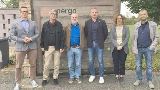 I vertici della Sinergo. Luigi Muffato è il terzo da sinistra, al suo fianco il sindaco Andrea Saccarola