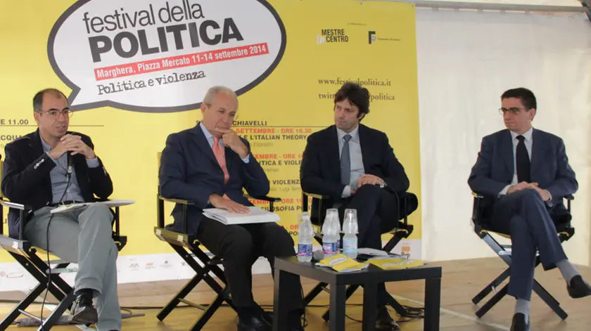 Festival dell Politica-Mestre Expo 2015 a Venezia: "Acqua e terra" Matteo Zoppas, Roberto Crosta, Piero Rosa Salva, Massimo Russo con Claudia Fornasier