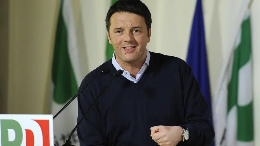 Il presidente del consiglio Matteo Renzi, durante il seminario 'La buona scuola. Il futuro e' adesso!', presso la Sede Nazionale del Partito Democratico in via Sant'Andrea delle Fratte a Roma, 13 dicembre 2014. ANSA/STRINGER.