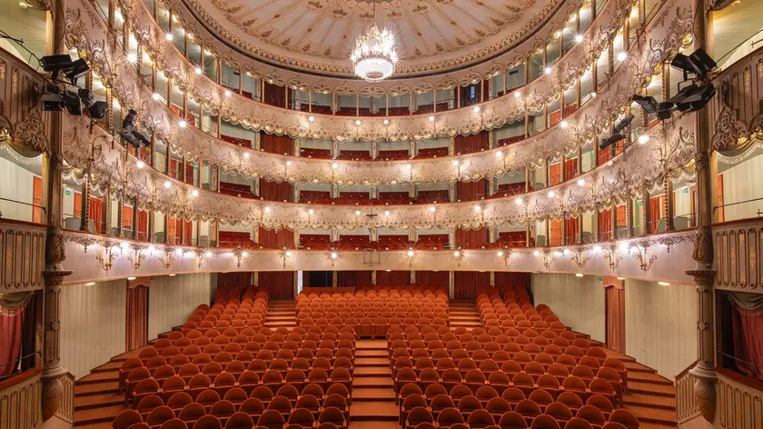 Il Teatro Goldoni di Venezia con i suoi 402 anni si prepara ad accogliere il presidente Mattarella