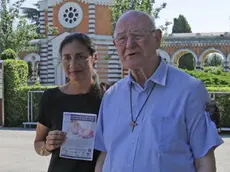 agostini agenzia foto film treviso conf. stampa don torta e tiziana d'andrea su problemi banche