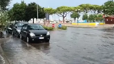 In alcune zone le auto si sono dovute fermare