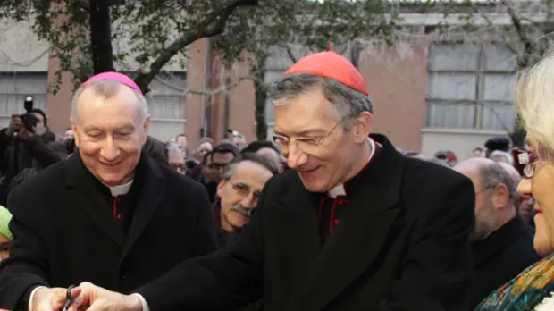 Inaugurazione del dormitorio/mensa "Papa Francesco" presso la ex scuola Edison di Marghera con la presenza del Patriarca Moraglia e il segretario di stato Vaticano Parolin