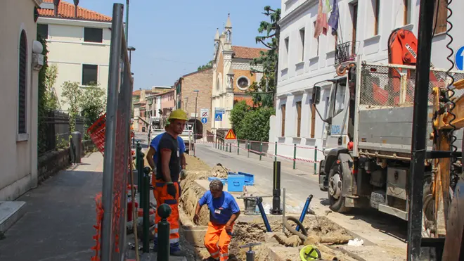 Lavori in via Torre Belfredo a causa di una perdita di gas