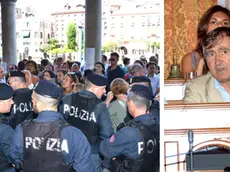 Interpress/Mazzega Venezia, 29.07.2016.- Consiglio Comunale, Cà Farsetti presidiata dalle forze dell'Ordine per la protesta dei Comunali e BLM.-