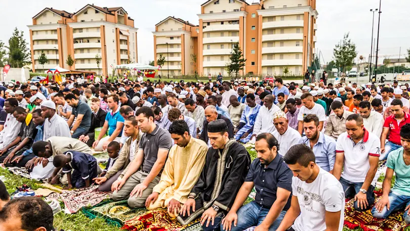 Festeggiamenti della comunità Musulmana di Venezia per la fine del Ramadan. Presso il Parco di Catene, Marghera.