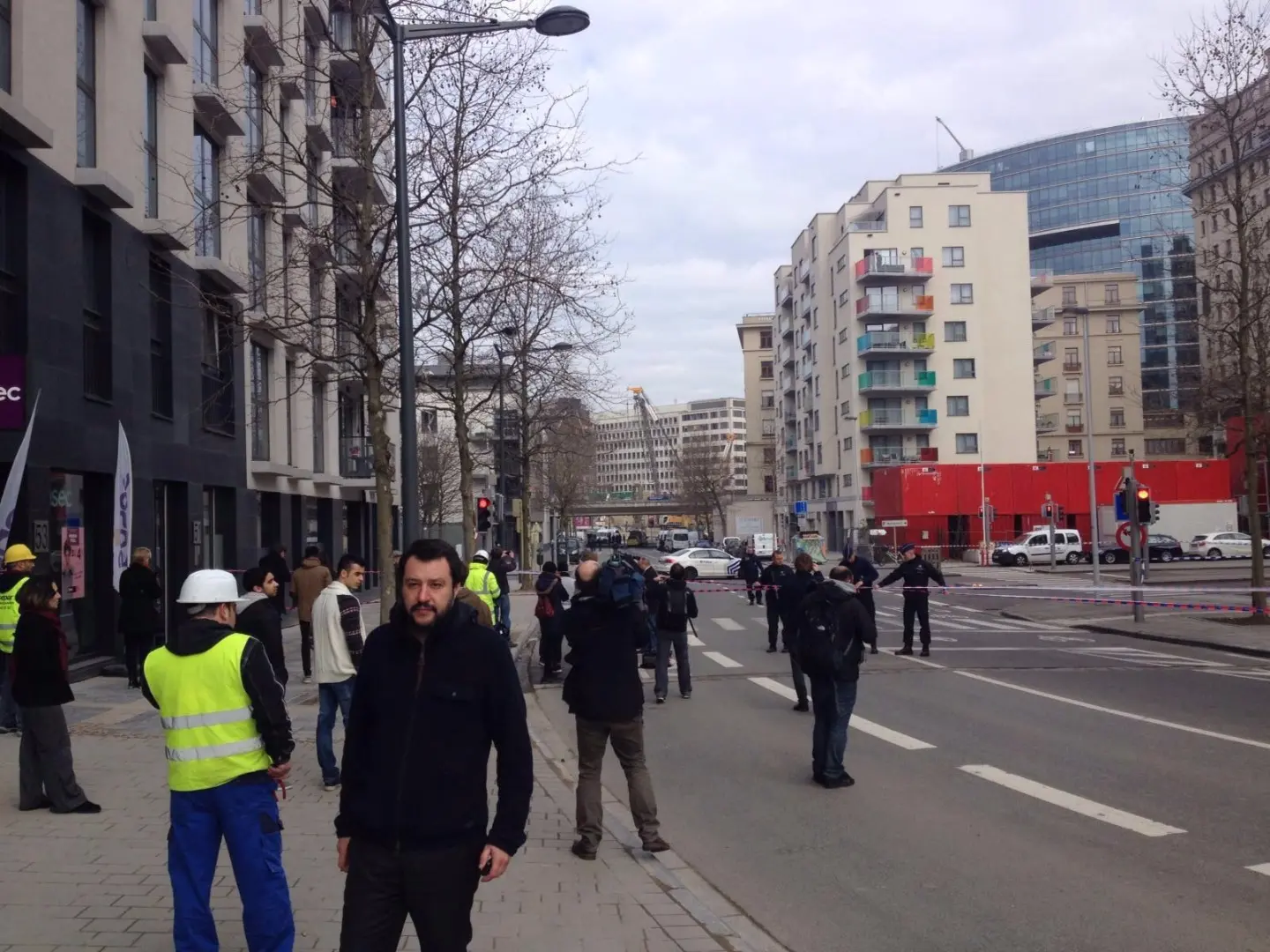 Matteo Salvini a Bruxelles, teso dopo gli attentati: allo scoppio della bomba stava andando in aeroporto