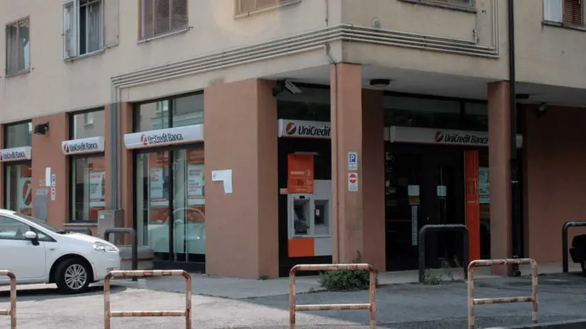 BORIN MOGLIANO UNICREDIT BANCA IN VIA ROMA (RAPINA) AGENZIA FOTOGRAFICA FOTOFILM