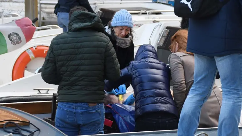 Interpress\M.Tagliapietra Venezia 19.11.2018.- Ritrovamento di un cadavere di un uomo in acqua alla Celestia. I rilievi della Polizia.