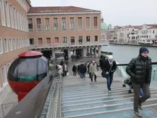 Interpress/Mazzega De Rossi Venezia, 13.02.2013.- Ovovia sul Ponte di Calatrava.-