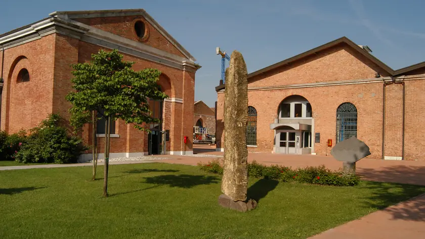 Veduta dell'Arsenale, sede della Thetis, in una foto diffusa oggi 16 giugno 2011. ANSA / CONSORZIO VENEZIA NUOVA