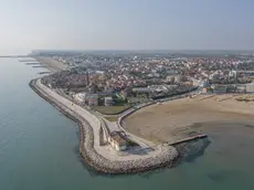 Una vista dal drone del litorale di Caorle: la temperatura dell'Adriatico è in aumento