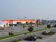 COLUCCI - DINO TOMMASELLA - SAN DONA' DI P.- NUOVO PARCO COMMERCIALE SME