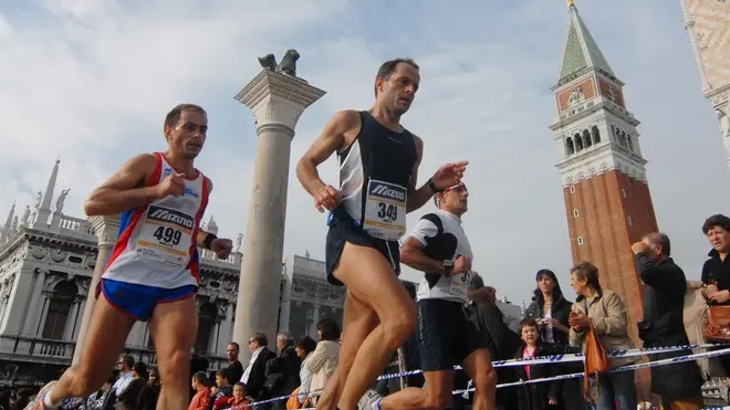 CRUCCU VENEZIA 28.10.2007.- 22° VENICEMARATHON. - INTERPRESS