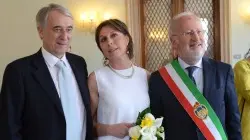 Giuliano Pisapia e Cinzia Sasso con Giorgio Orsoni