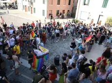 I partecipanti al Riviera Pride sabato a Dolo (foto Pòrcile)