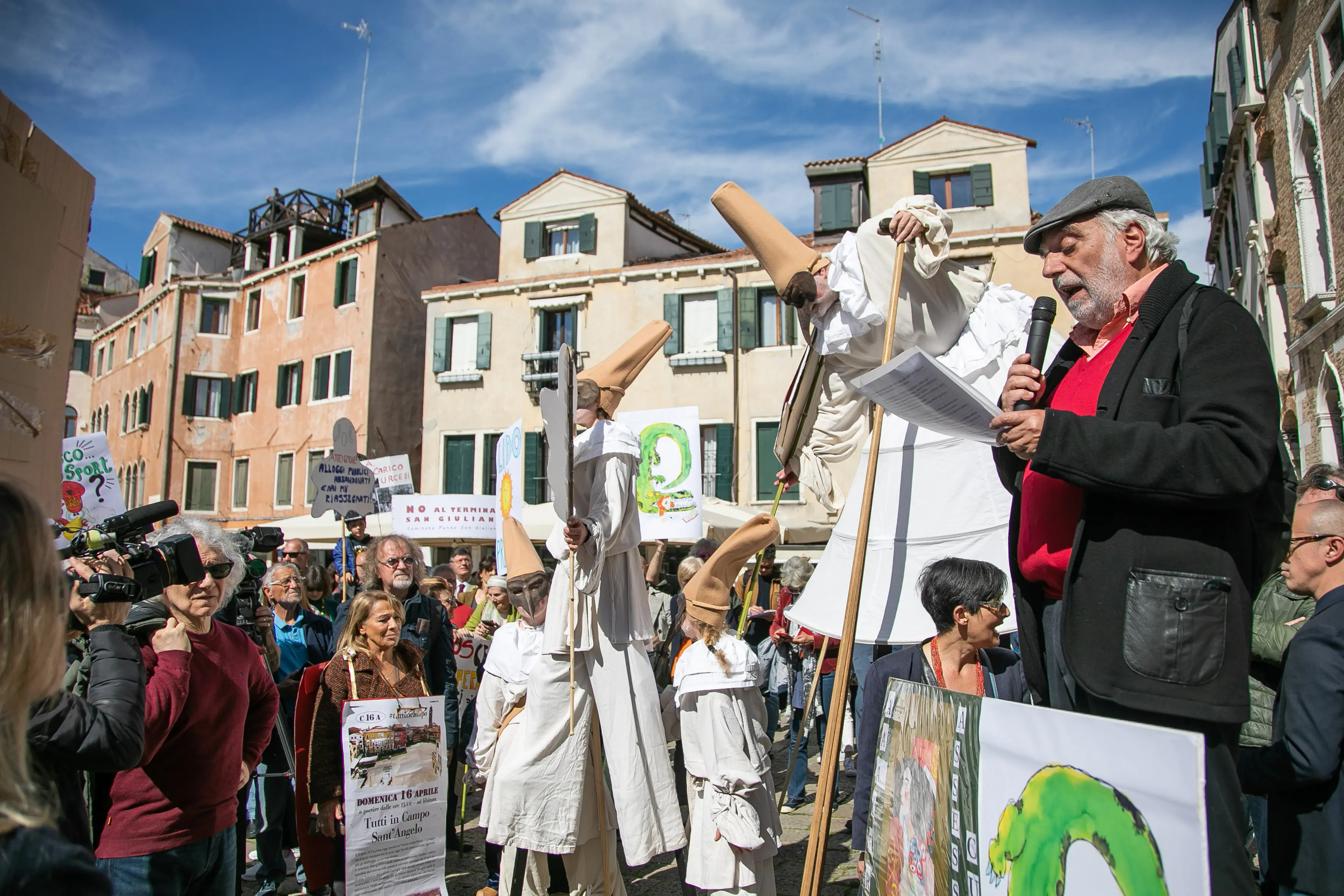 Venezia, sant angelo. 16.4.23 Manifestazione per la salvaguardia di Venezia. Alessandro bRESSANELLO