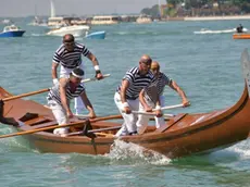 Interpress/Gf.Tagliapietra. 08.05.2016.- Festa della Sensa sposalizio del mare. Regata gondole 4 remi vince, Rudi e Igor Vignotto Bregantin Gaetano e Quintavalle Luca