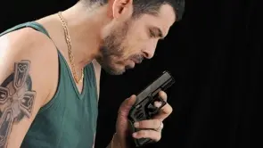 Alessandro Gassman in «Roman e il suo cucciolo»