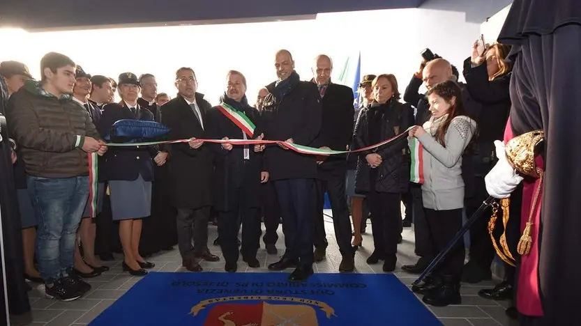 COLUCCI - DINO TOMMASELLA - JESOLO LIDO - INAUGURAZIONE COMMISSARIATO - TAGLIO NASTRO E PARTENZA DI ALFANO