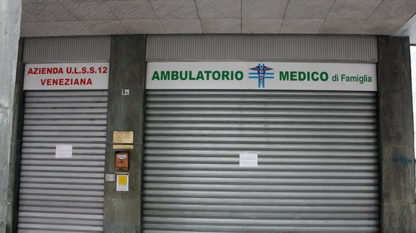 agenzia Candussi, giornalista Artico. Via Milano 9 Mestre Ambulatorio Medico