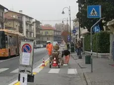 - La pista ciclabile prende il posto dei parcheggi