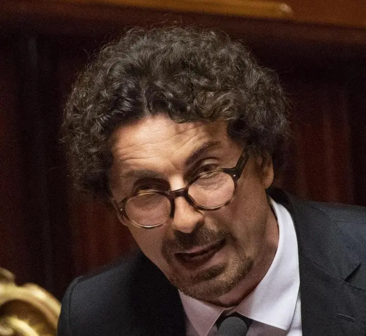 Il ministro delle Infrastrutture e dei Trasporti Danilo Toninelli, in una immagine del 15 novembre 2018. ANSA/CLAUDIO PERI