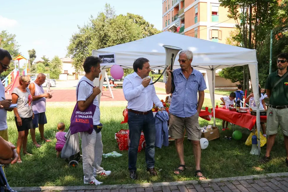 GIORNALISTA: Artico AGENZIA FOTO: Candussi LUOGO: Mestre DESCRIZIONE: inaugurazione del parco giochi di viale San Marco