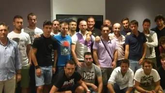 ALL’ASSALTO. Classica foto di gruppo per la squadra del Fossalta di Piave pochi giorni fa alla ripresa degli allenamenti Parecchi i rinforzi chiamati dalla società per una ambiziosa stagione in Seconda categoria sotto la guida dell’allenatore Beninato