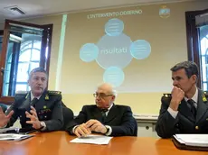 Interpress/Tagliapietra Venezia 28.02.2013.- Conferenza stampa della Guardia di Finanza "Operazione Chalet". Procura della Repubblica. Da sx Col. Renzo Nisi, Luigi Delpino, Ten. Col. Giavanni Parascandolo (Com. PD).