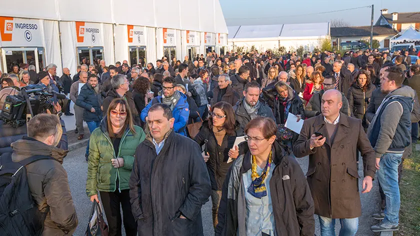 Marson Venegazzù assemblea Veneto Banca finita soci escono