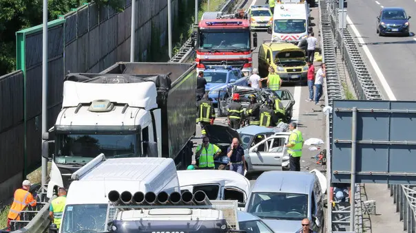 Foto Agenzia Candussi/ Mion/ Marghera/ Incidente all'uscita del casello di Villabona in direzione di Marghera