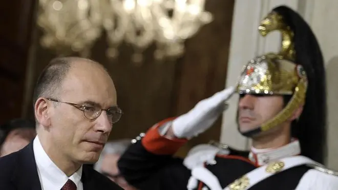 Enrico Letta, durante le dichiarazioni al termine delle consultazione con il presidente della Repubblica, Giorgio Napolitano, al Quirinale, a Roma, 29 Marzo 2013. ANSA/CLAUDIO ONORATI