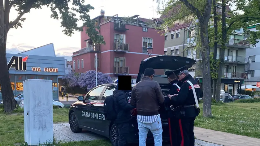 Controlli dei carabinieri a Mestre