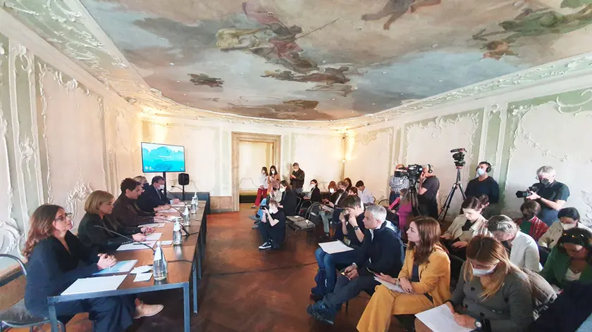 La presentazione dell'iniziativa a Ca' Corner della Regina, sede della Fondazione Prada (foto Interpress)