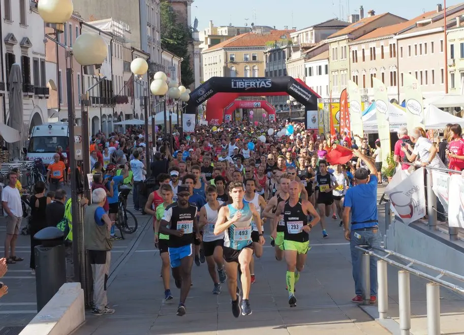 Foto Agenzia Candussi/Baroni/Piazza Ferretto, Mestre / MAratonina Mestre 2018