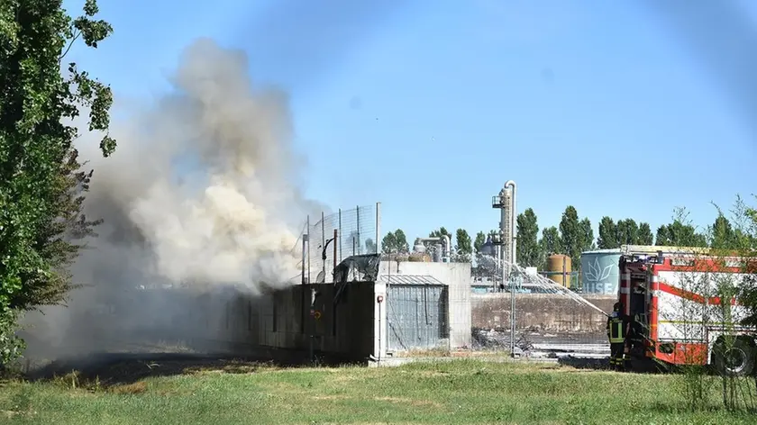 LAMANTEA - TOMMASELLA - JESOLO - INCENDIO DISCARICA