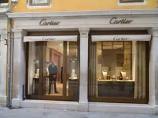 INTERPRESS/TAGLIAPIETRA. SAN MOISE' NUO NEGOZIO DI "CARTIER"