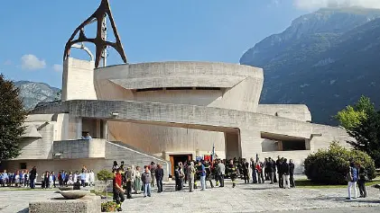 La chiesa del Michelucci a Longarone