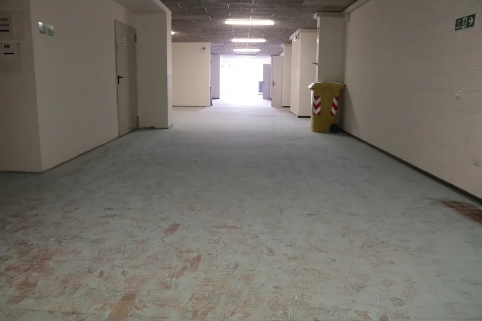 Foto Agenzia Candussi/Baschieri/ Via Asseggiano, Mestre/ Atti di vandalismo nella scuola Edison-Volta