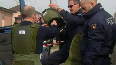 MORSEGO SANTO STINO DI LIV. san stino. sospetto bomba - artificieri, polizia, carabinieri foto MPB01B .