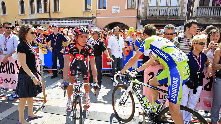 MESTRE (VE) PIAZZA FERRETTO. PARTENZA DELLA TAPPA DEL GIRO D'ITALIA. 23/05/2010 © LIGHTIMAGE partenza giro d\_italia