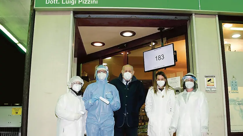 La farmacia “Alle Catene” di Marghera, che ha iniziato a fare i tamponi rapidi