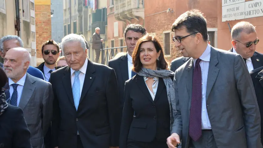 Interpress/ Mazzega.29.03.16.- La presidente della Camera Laura Boltrini per i 500 anni del Ghetto.Nella foto con Paolo Gnignatti e Renzo Gattegna