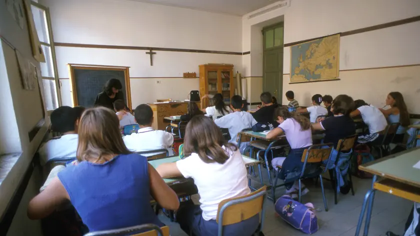 21/11/2003 ROMA, SCUOLA MEDIA STATALE DANIELE MANIN
