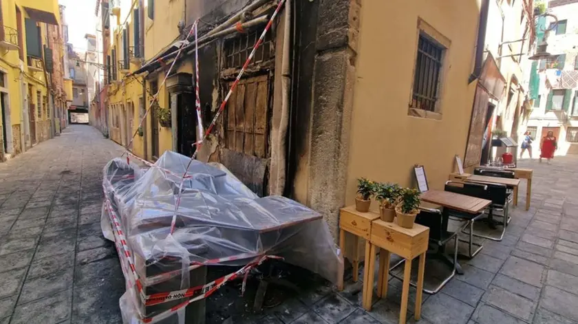 L'osteria presa di mira dai vandali