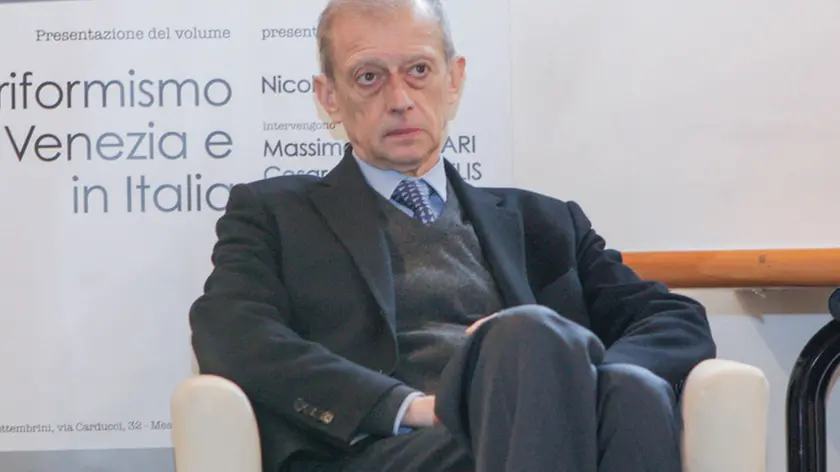 Foto Agenzia Candussi/ Scattolin/ Mestre, centro culturale Santa Maria delle Grazie/Presentazione del libro "Il riformismo a Venezia e in Italia" - nella foto Piero Fassino