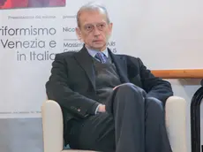 Foto Agenzia Candussi/ Scattolin/ Mestre, centro culturale Santa Maria delle Grazie/Presentazione del libro "Il riformismo a Venezia e in Italia" - nella foto Piero Fassino